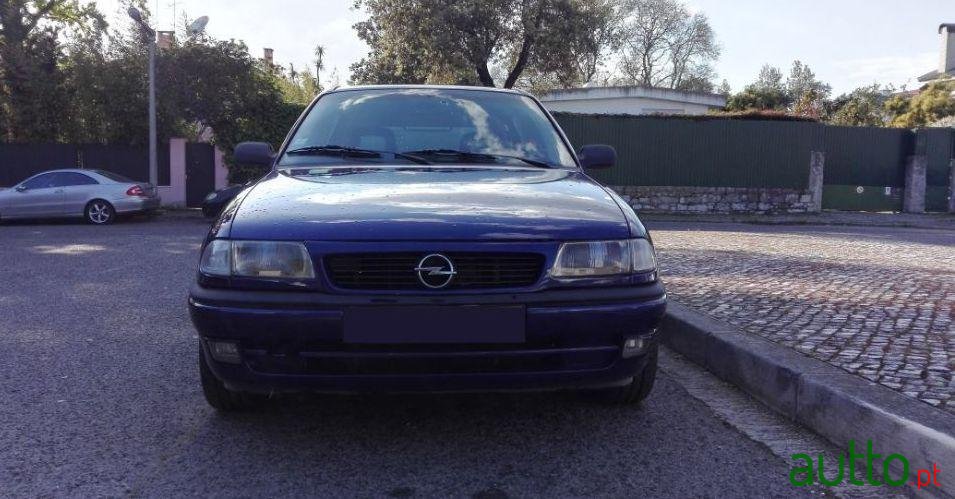 1996' Opel Astra 1.7 Td photo #1