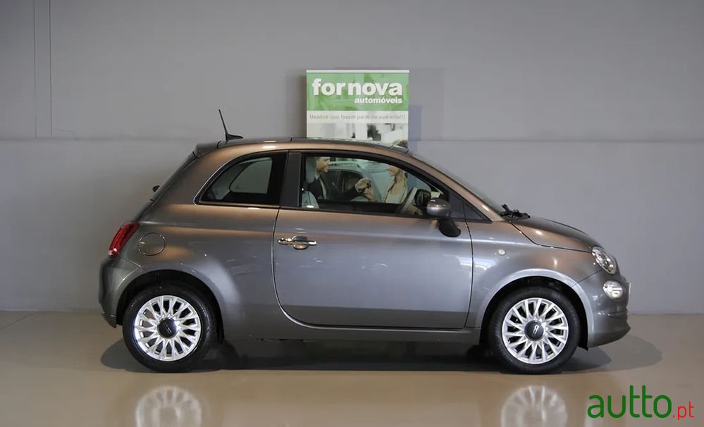 2020' Fiat 500 photo #4