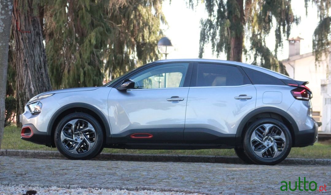 2022' Citroen C4 photo #5