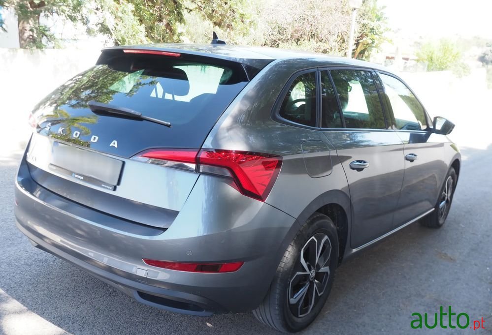 2023' Skoda Scala 1.0 Tsi Ambition photo #5