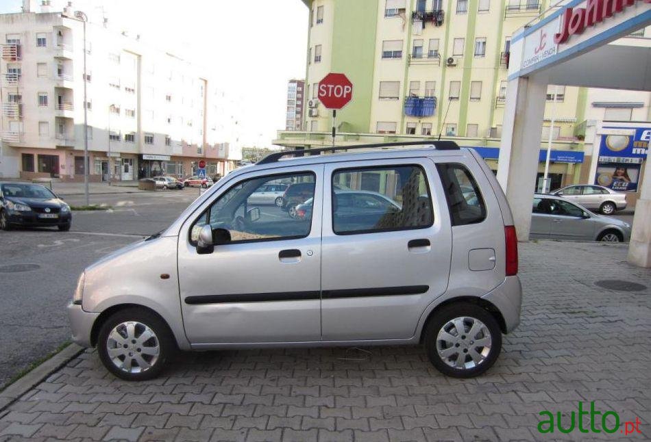 2005' Opel Agila 1.3 Cdti Enjoy photo #1
