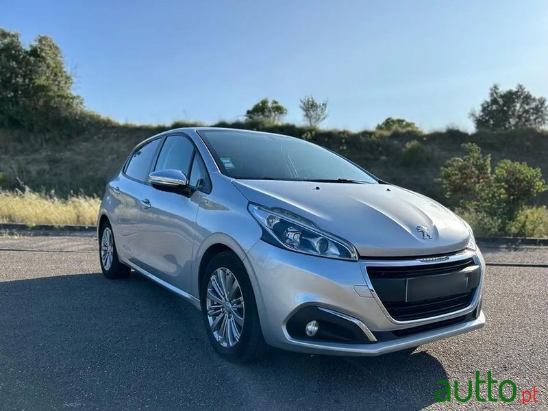 2018' Peugeot 208 photo #1