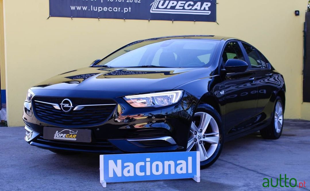 2019' Opel Insignia Grand Sport photo #2