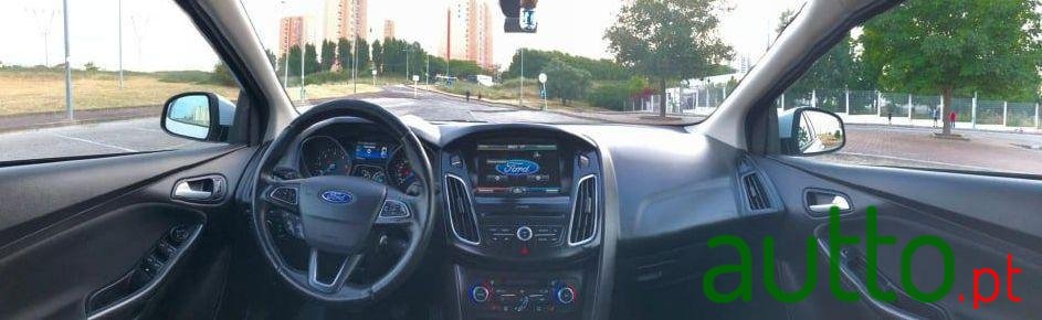 2015' Ford Focus Sw photo #1