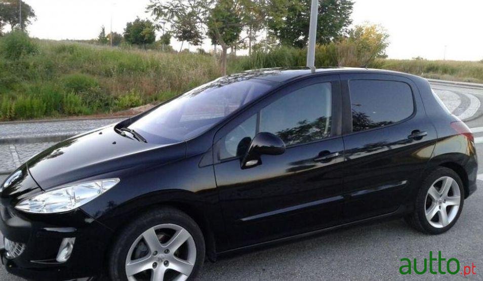 2008' Peugeot 308 1.6 Hdi Sport photo #2