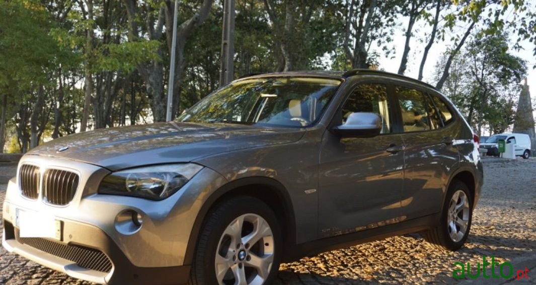 2011' BMW X1 118D Sdrive photo #1