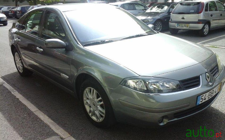 2005' Renault Laguna photo #4