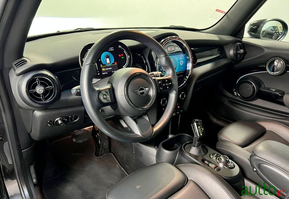 2021' MINI Cooper Se 3 Portas photo #5