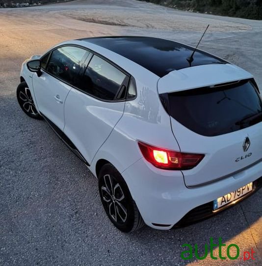 2017' Renault Clio photo #1