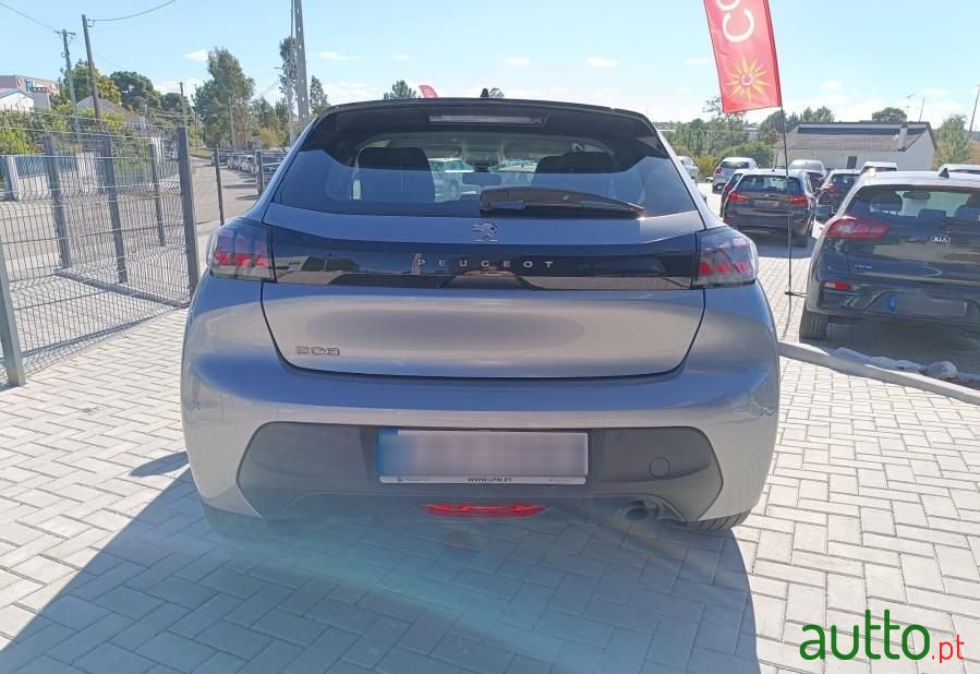 2020' Peugeot 208 photo #3