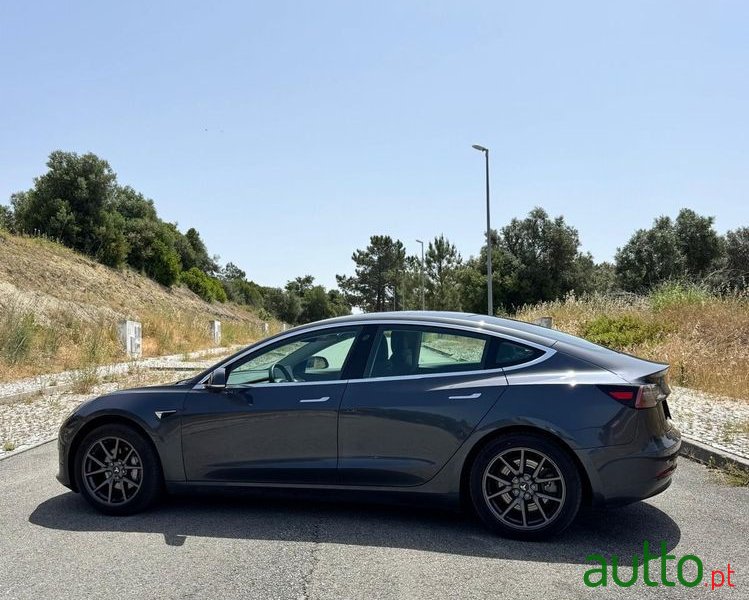 2019' Tesla Model 3 photo #3