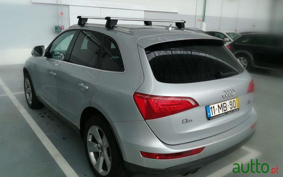 2011' Audi Q5 photo #2