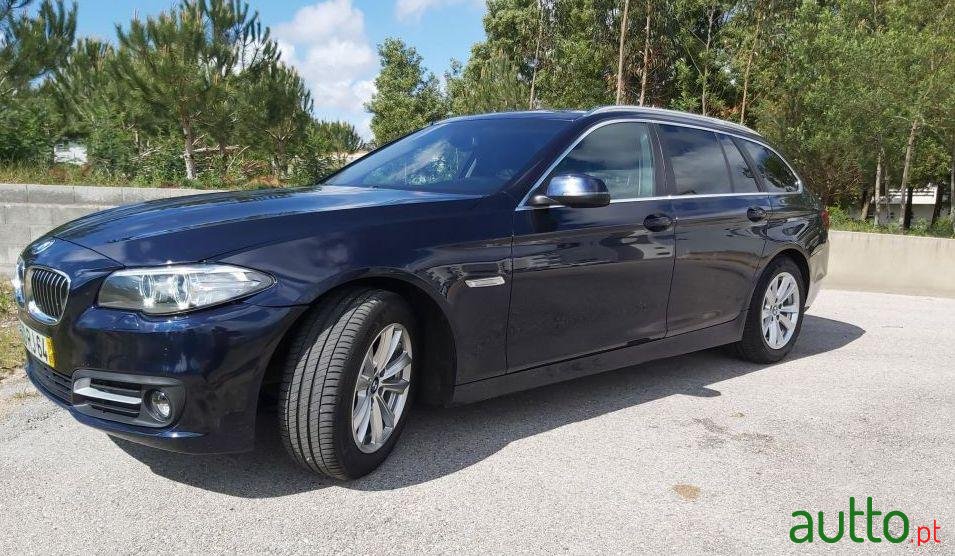 2016' BMW 520 D Touring photo #1