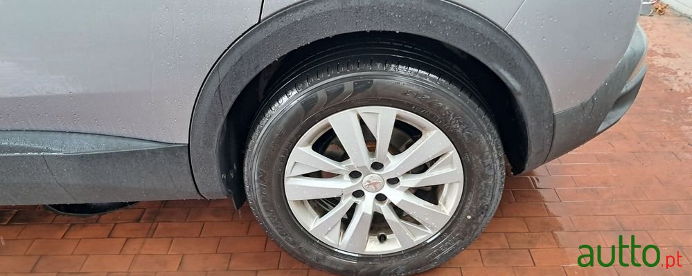 2018' Peugeot 3008 photo #3