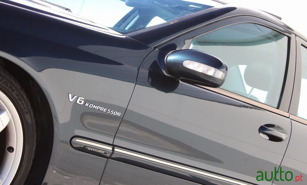 2001' Mercedes-Benz Classe C photo #5