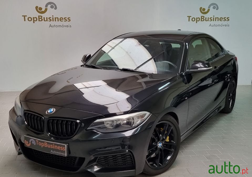 2014' BMW 220 photo #3