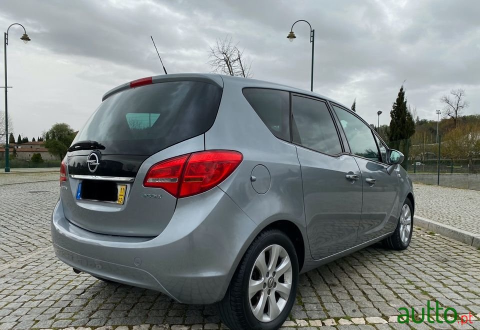 2011' Opel Meriva photo #5