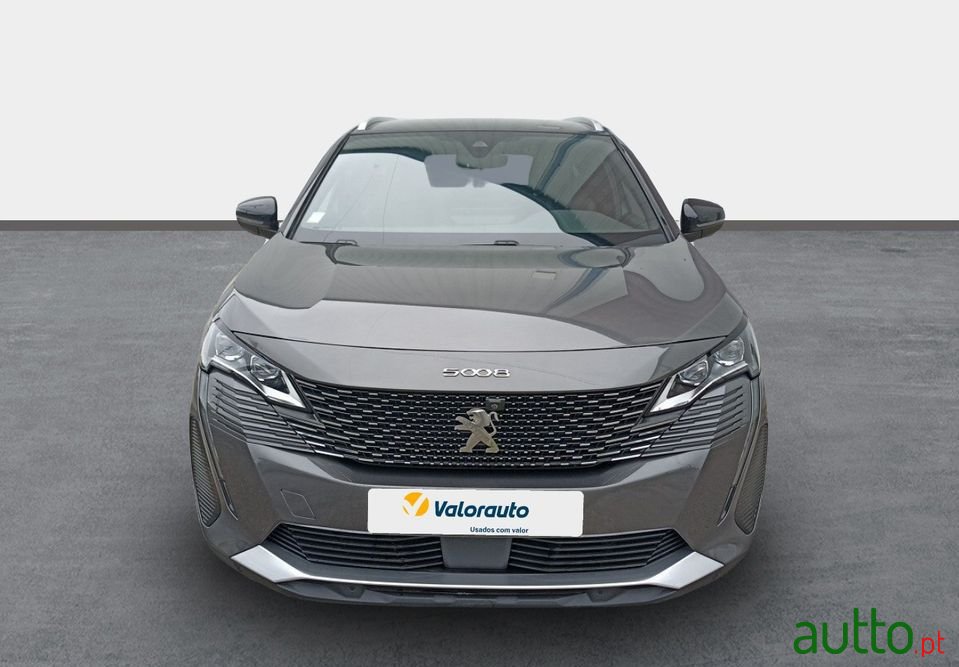 2021' Peugeot 5008 photo #2