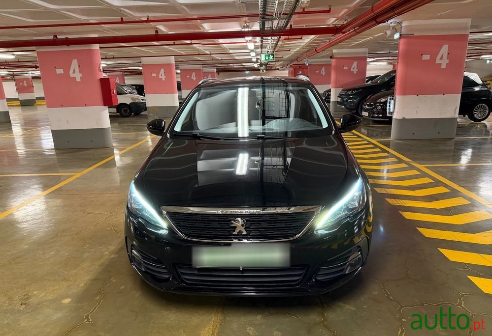 2019' Peugeot 308 Sw photo #2