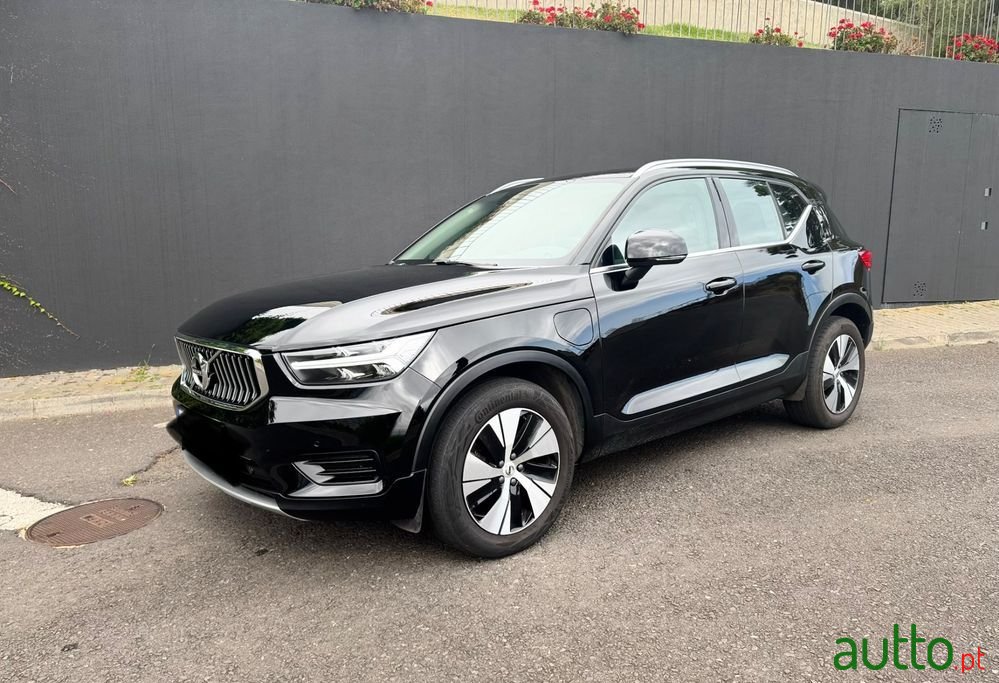 2021' Volvo Xc 40 photo #3