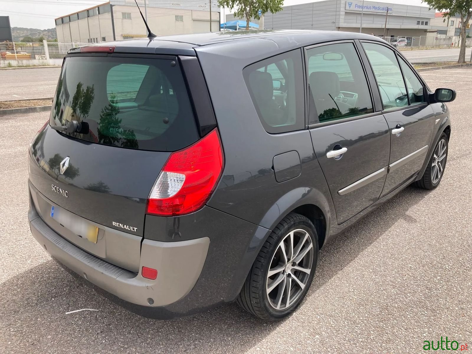 2007' Renault Grand Scenic photo #5