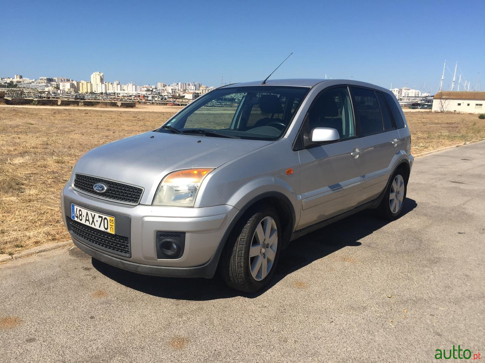 2005' Ford Fusion photo #2