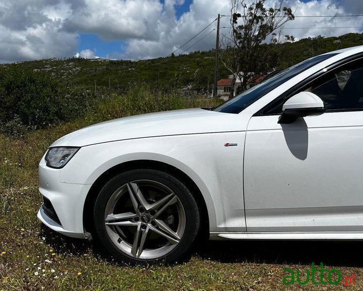 2018' Audi A4 Avant photo #6