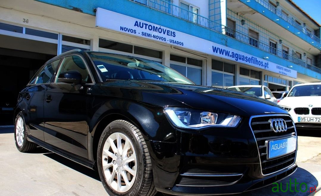 2017' Audi A3 Sportback photo #2