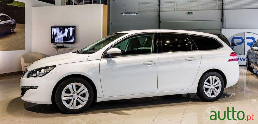 2015' Peugeot 308 Sw photo #2