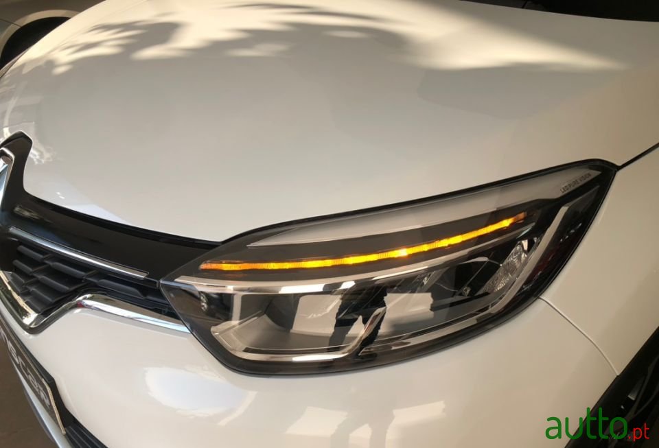 2018' Renault Captur photo #5