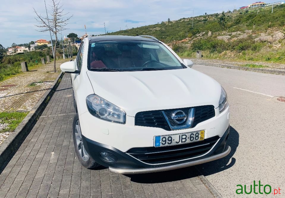2010' Nissan Qashqai photo #1