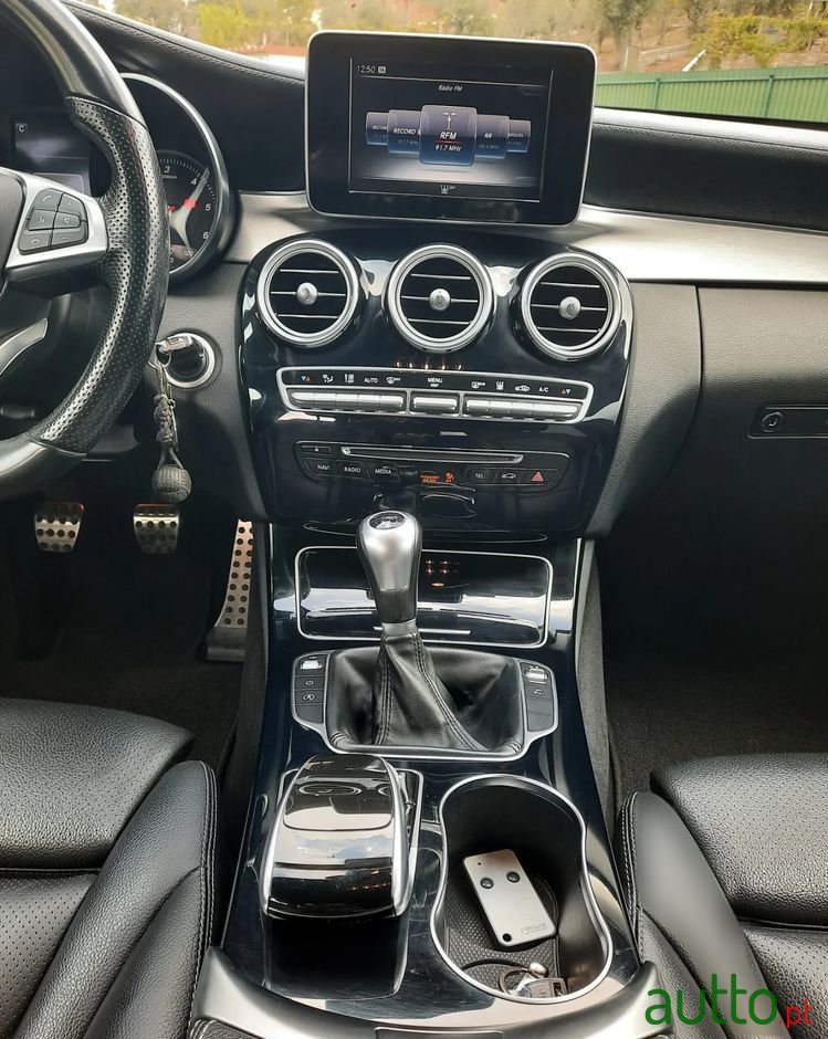 2015' Mercedes-Benz C 220 D Amg Line photo #4