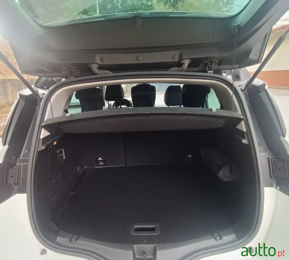 2019' Renault Scenic 1.3 Tce Bose Edition photo #3