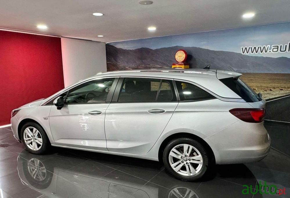 2016' Opel Astra Sports Tourer photo #4