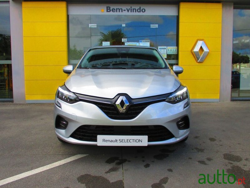 2021' Renault Clio photo #2