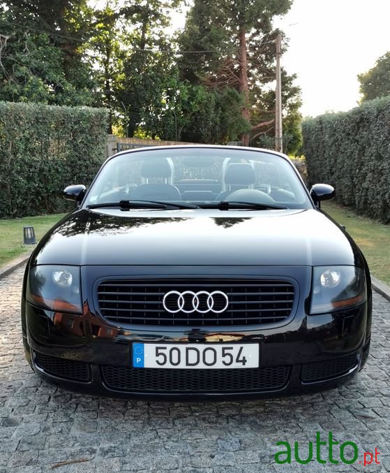2002' Audi TT photo #1