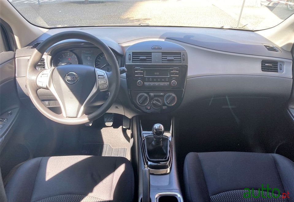 2016' Nissan Pulsar photo #6