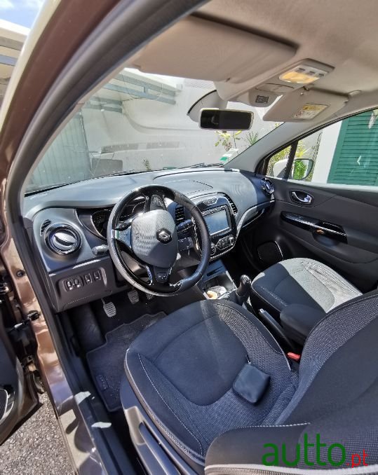 2014' Renault Captur photo #4