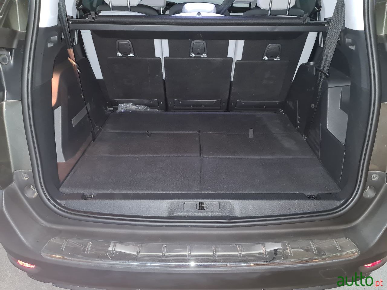 2018' Peugeot 5008 photo #4