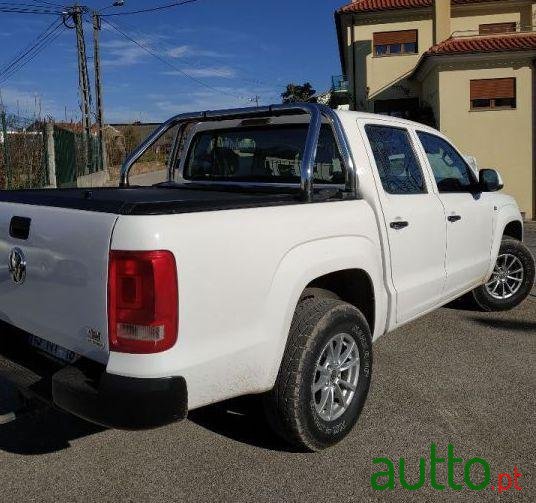 2013' Volkswagen Amarok photo #2