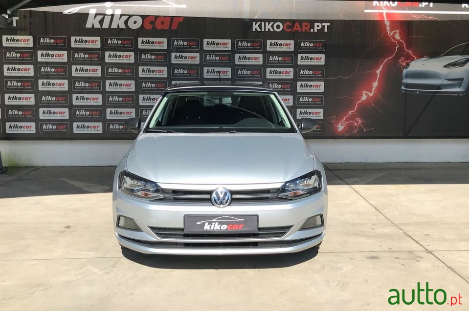 2018' Volkswagen Polo photo #2