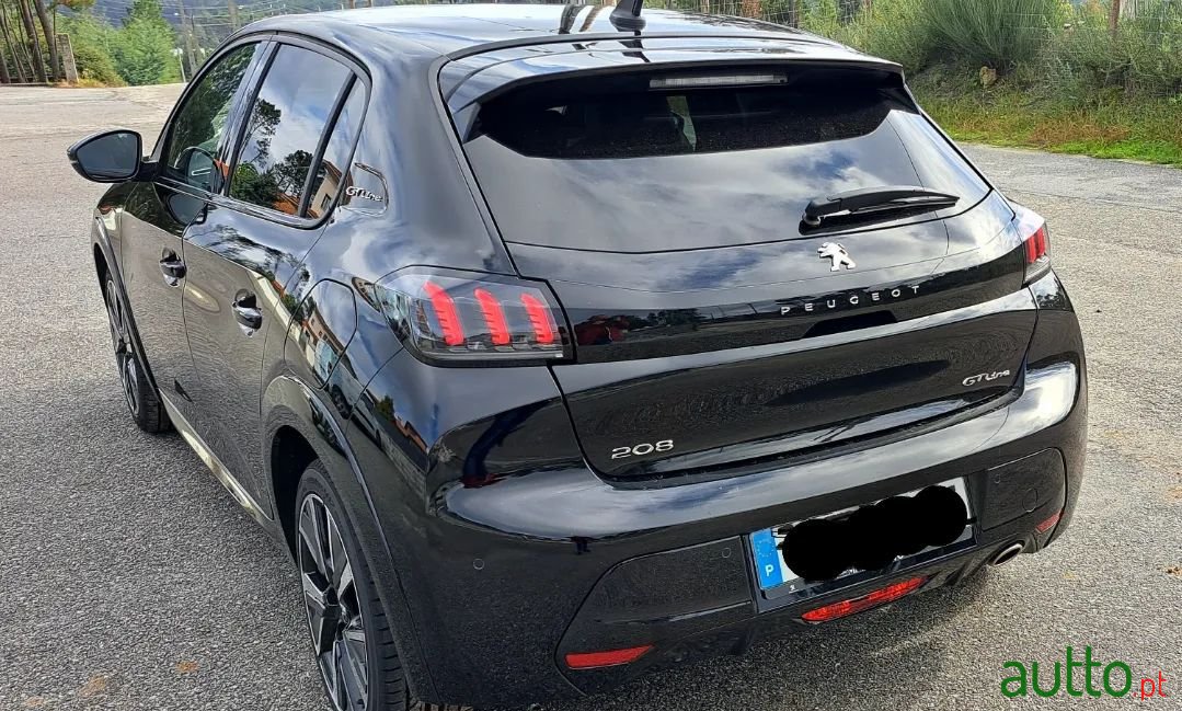 2020' Peugeot 208 photo #2