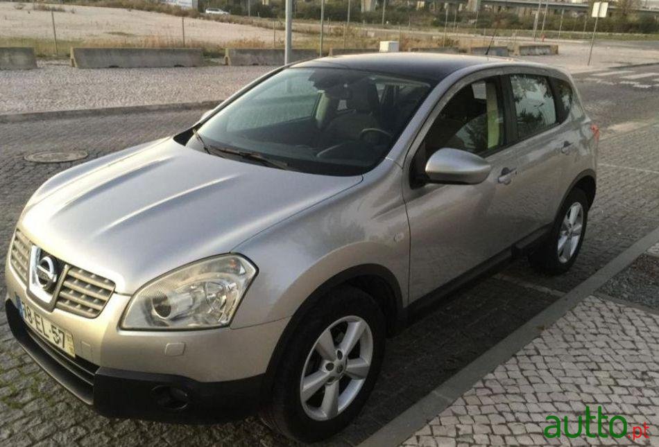 2007' Nissan Qashqai 2.0 Dci Tekna photo #2