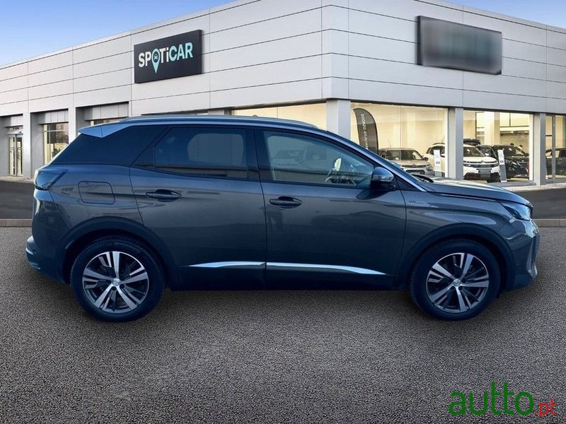 2021' Peugeot 3008 photo #4
