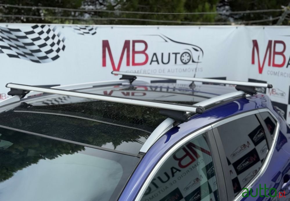 2015' Nissan Qashqai 1.5 Dci N-Connecta photo #5