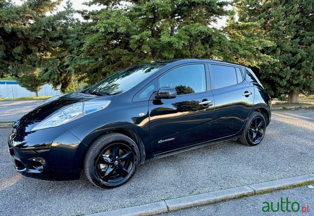 2017' Nissan Leaf Acenta 30 Kwh photo #2