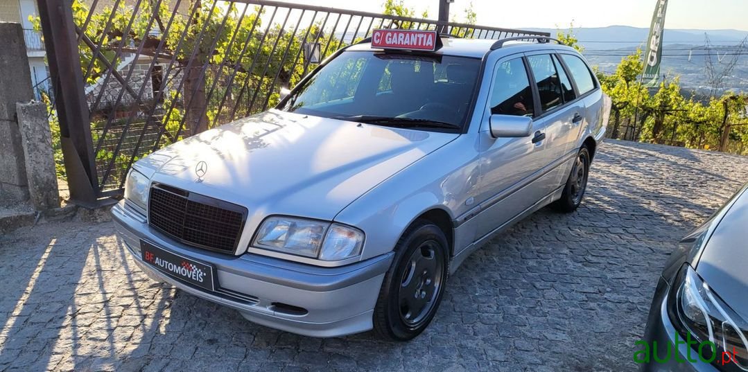 1999' Mercedes-Benz C-220 photo #2