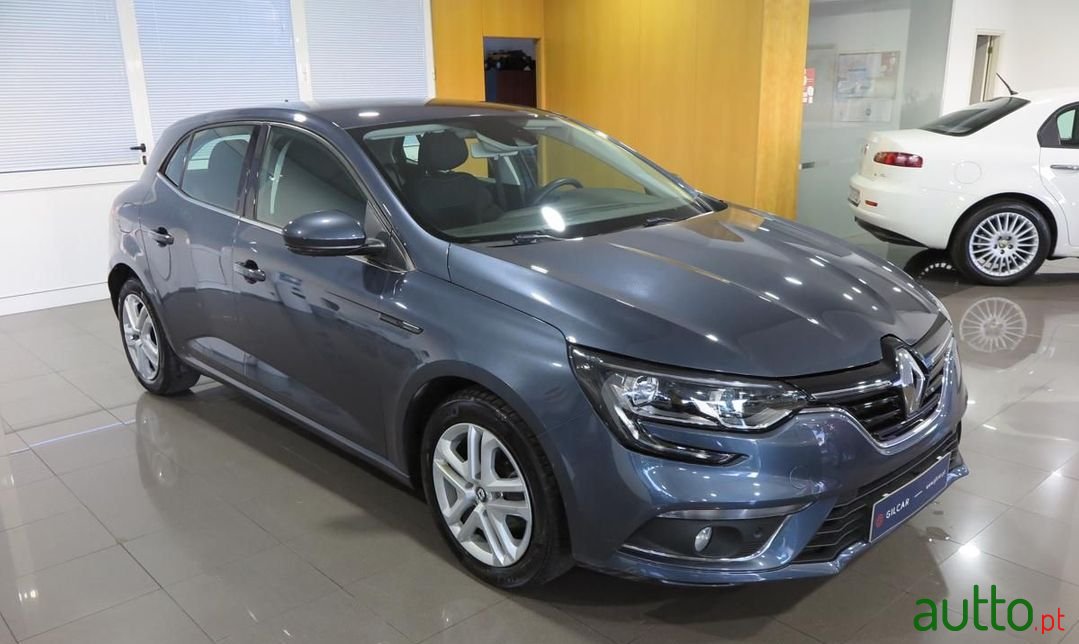 2017' Renault Megane photo #2