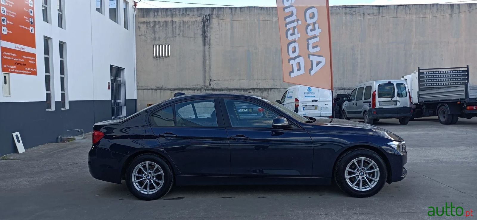 2016' BMW 318 photo #3