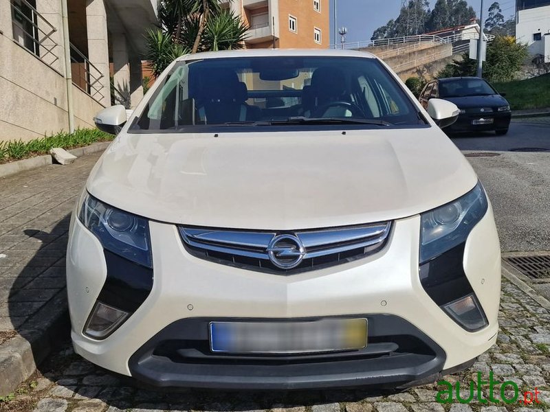 2012' Opel Ampera photo #1